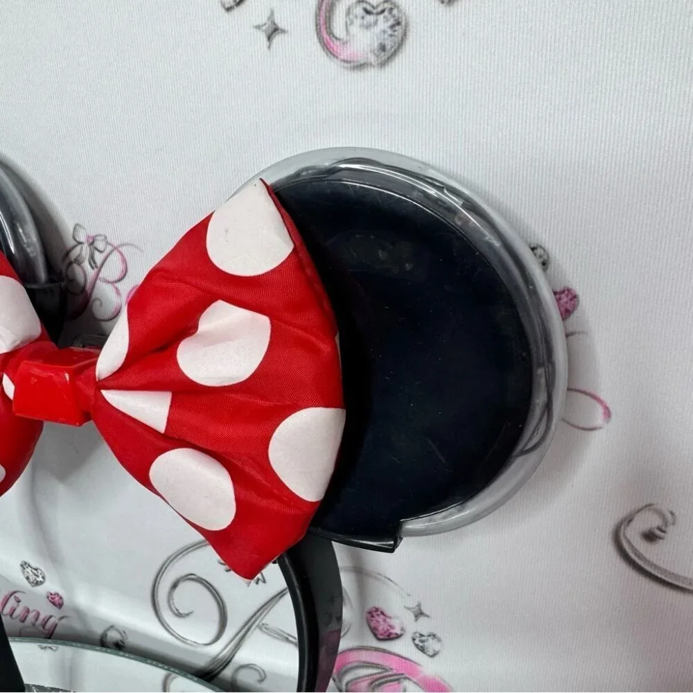 Disney ears light up black white red ribbon 🎀 bow tie hair headband lights